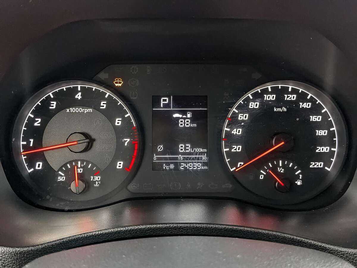 Hyundai Solaris с пробегом — 2022 год. Фото: #11