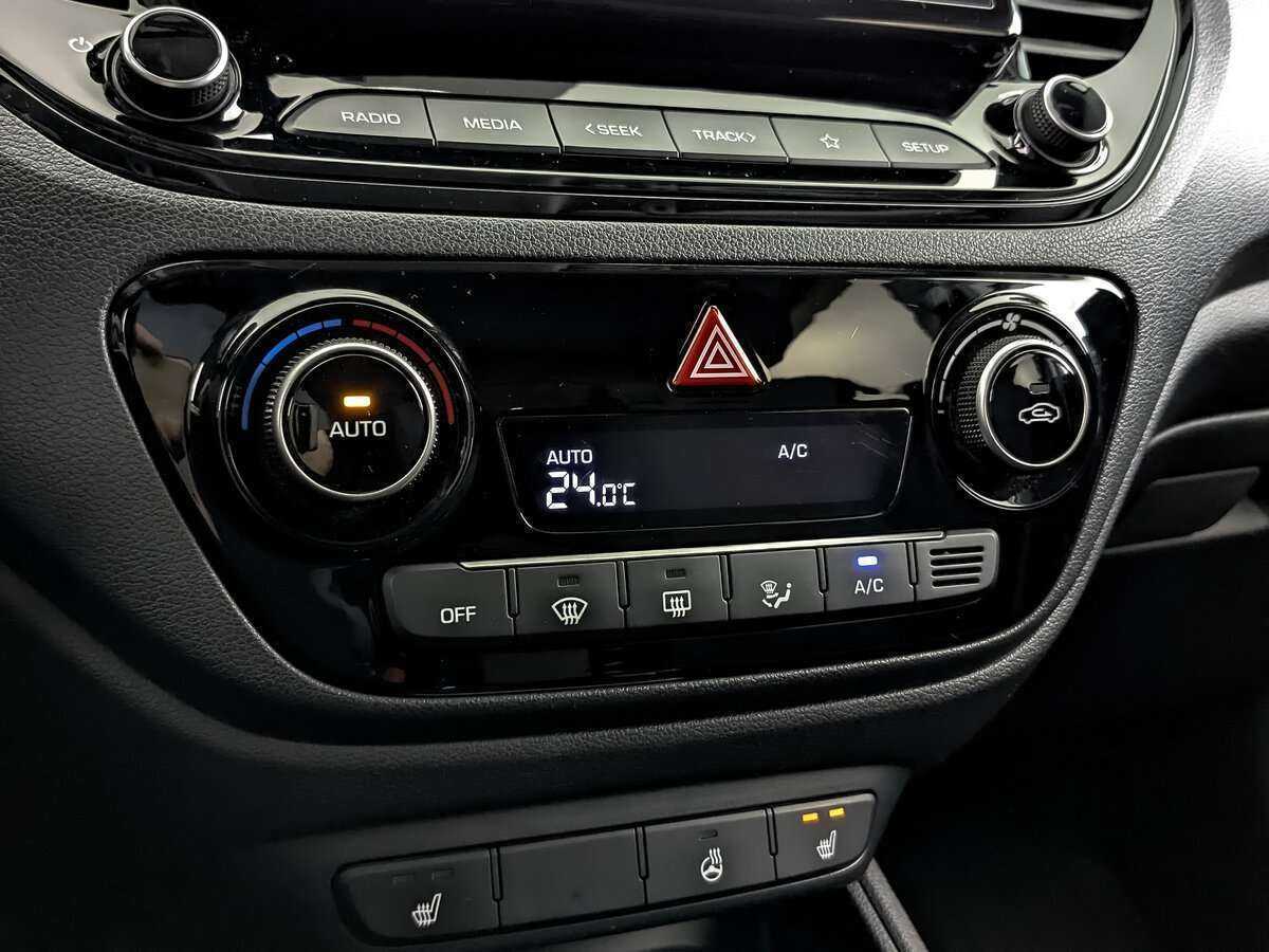 Hyundai Solaris с пробегом — 2020 год. Фото: #20