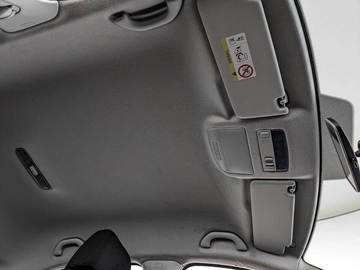 Skoda Rapid с пробегом — 2018 год. Фото: #18