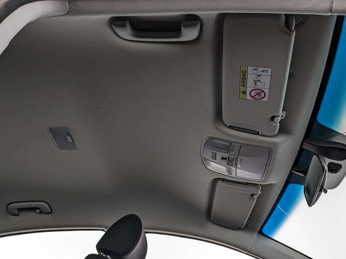 Hyundai Elantra с пробегом — 2020 год. Фото: #18