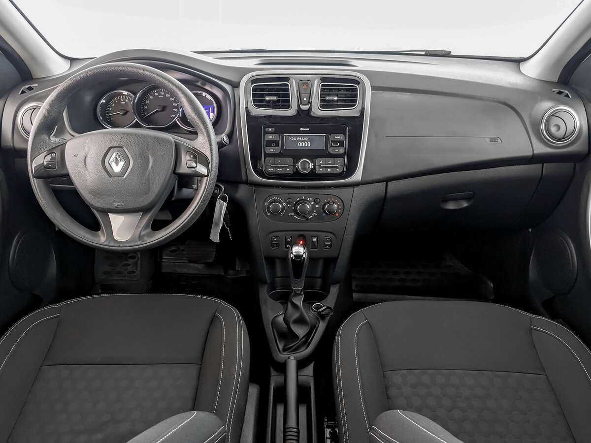 Renault Logan с пробегом — 2017 год. Фото: #11