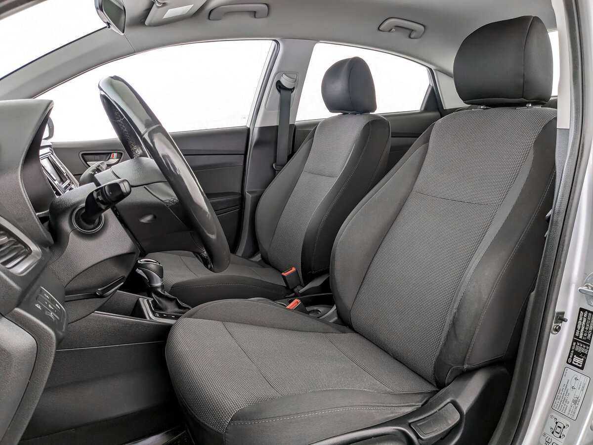 Hyundai Solaris с пробегом — 2018 год. Фото: #19