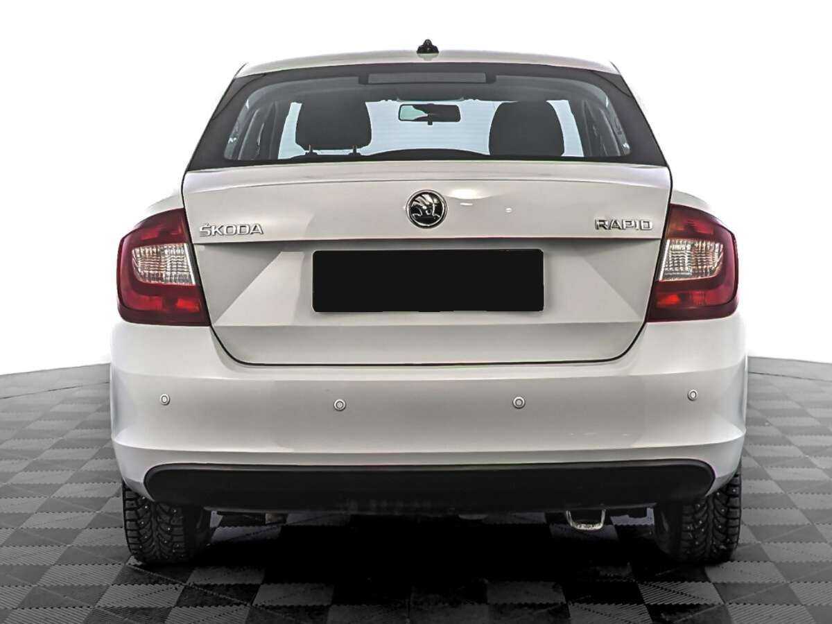Skoda Rapid с пробегом — 2018 год. Фото: #5