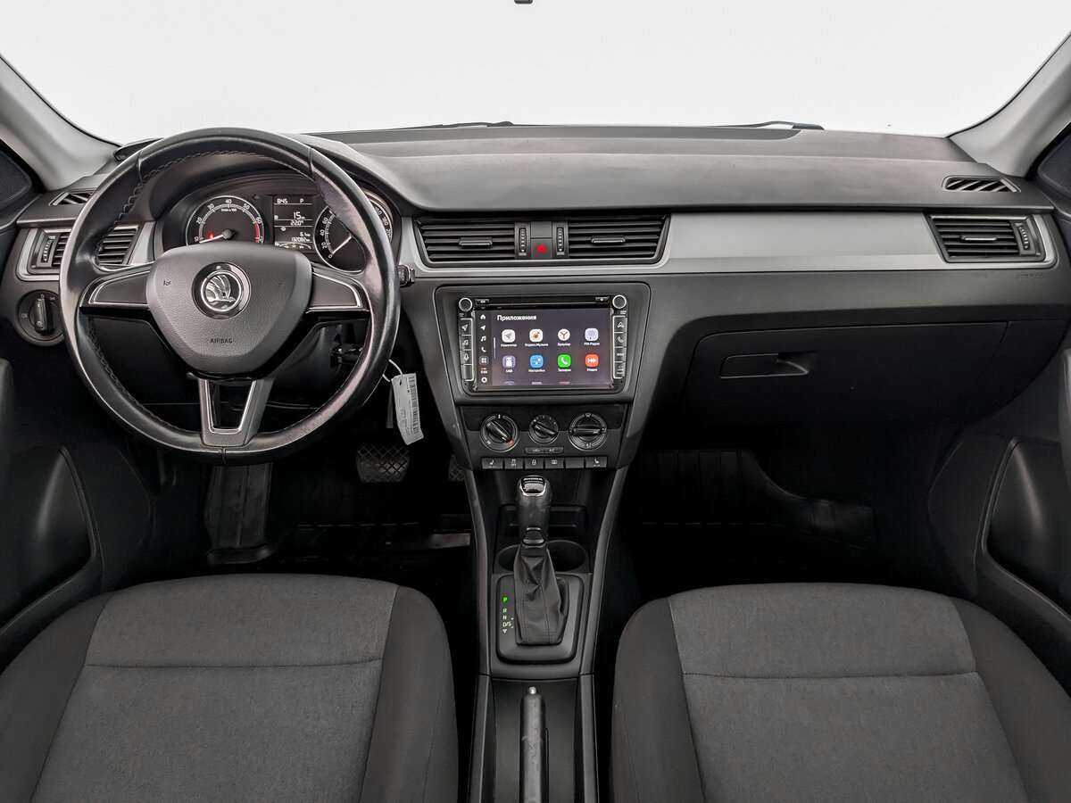 Skoda Rapid с пробегом — 2018 год. Фото: #13