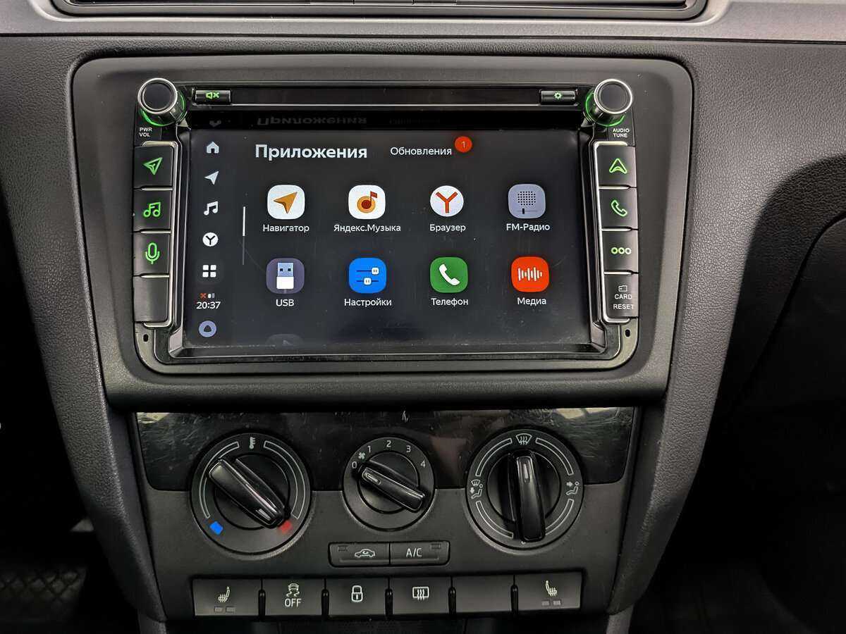 Skoda Rapid с пробегом — 2018 год. Фото: #12