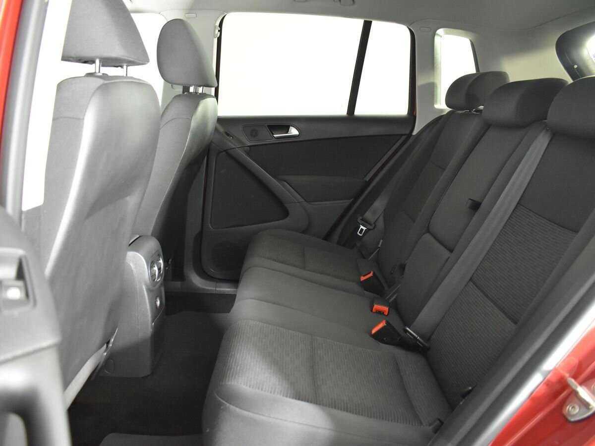 Volkswagen Tiguan с пробегом — 2012 год. Фото: #13