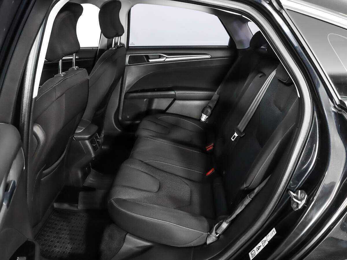 Ford Mondeo с пробегом — 2015 год. Фото: #10