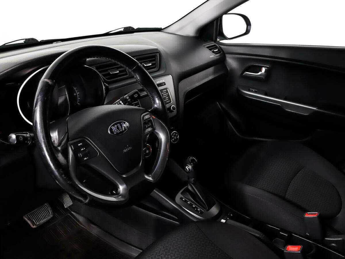 Kia Rio с пробегом — 2016 год. Фото: #4