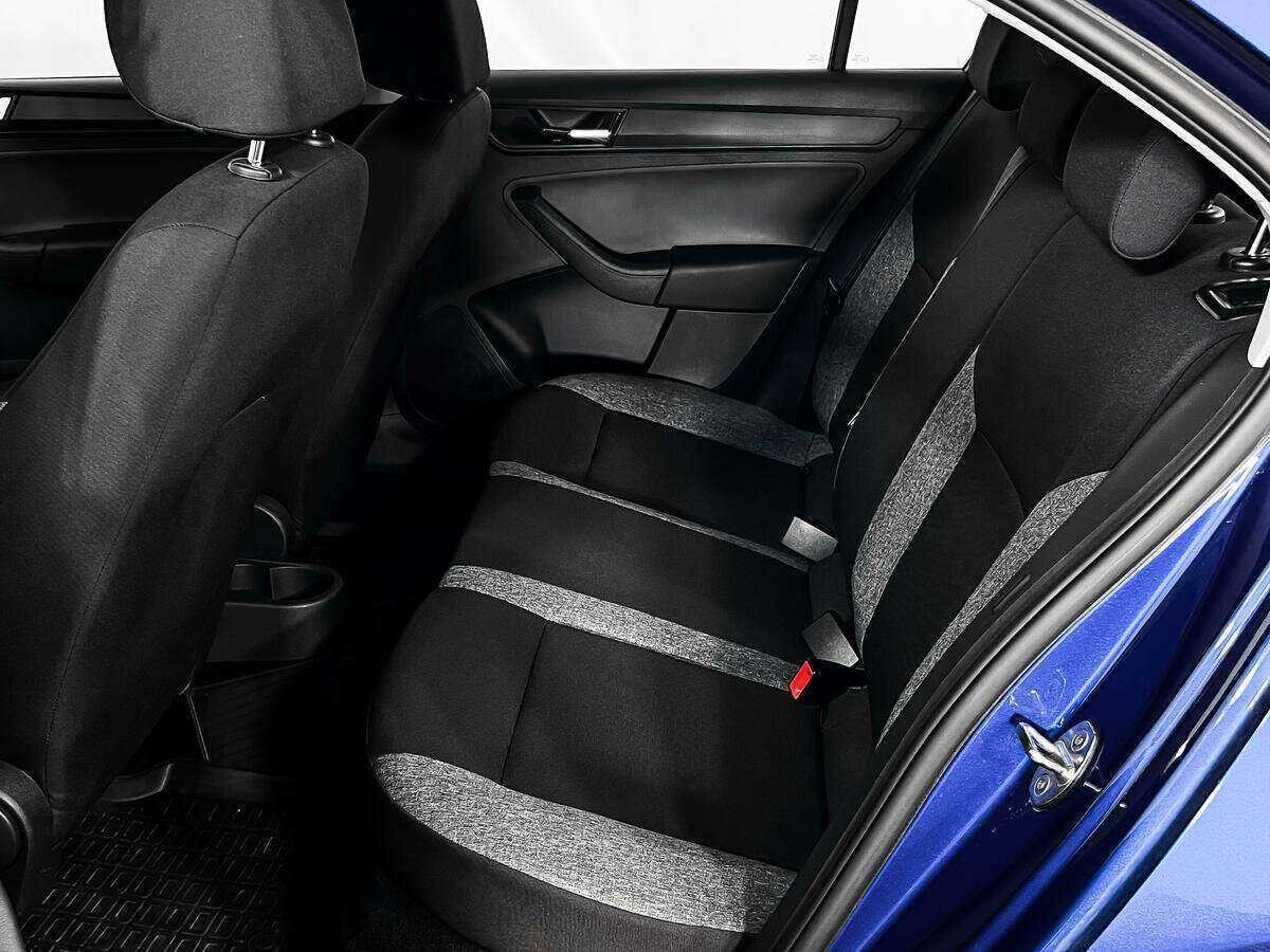 Skoda Rapid с пробегом — 2021 год. Фото: #9