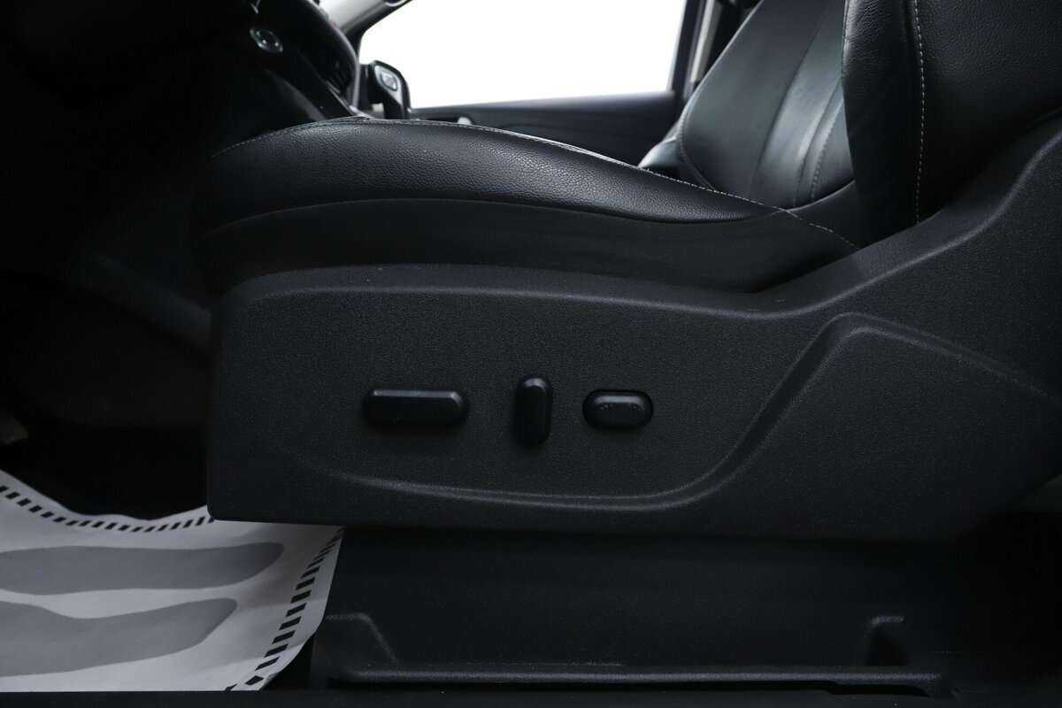 Ford Kuga с пробегом — 2016 год. Фото: #7