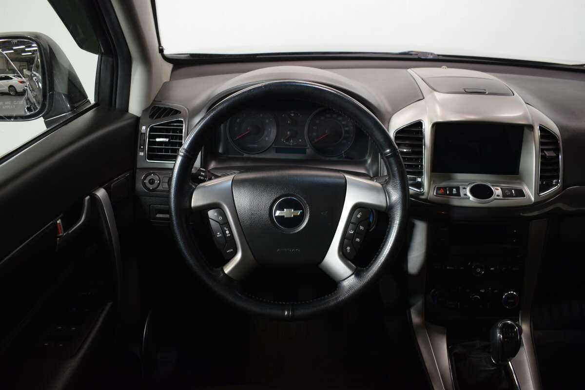 Chevrolet Captiva с пробегом — 2014 год. Фото: #8