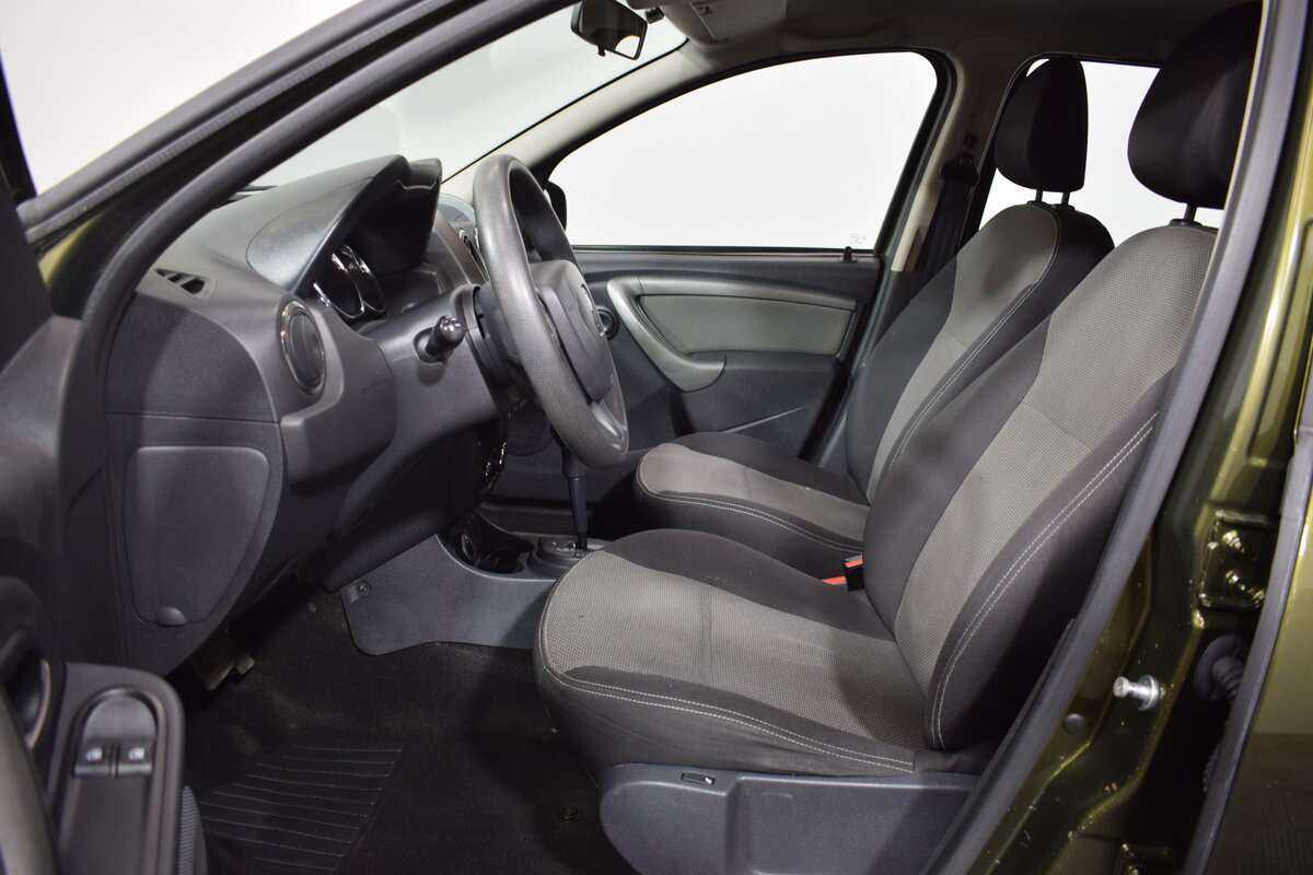 Renault Duster с пробегом — 2015 год. Фото: #10