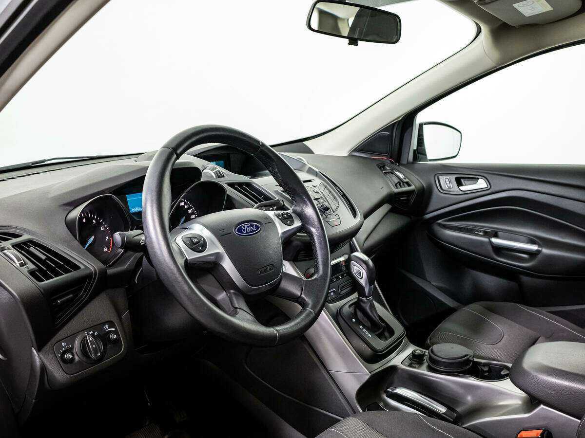 Ford Kuga с пробегом — 2016 год. Фото: #8