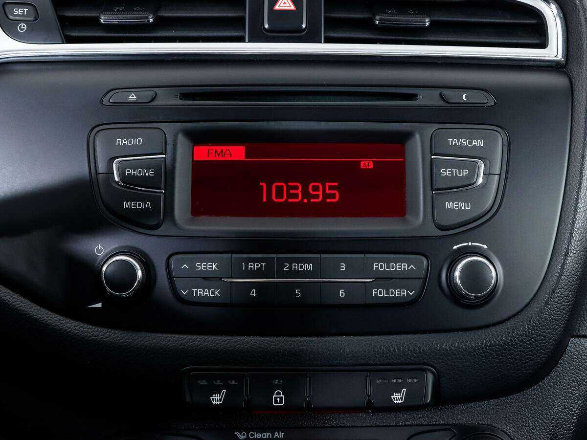 Kia Ceed с пробегом — 2017 год. Фото: #11