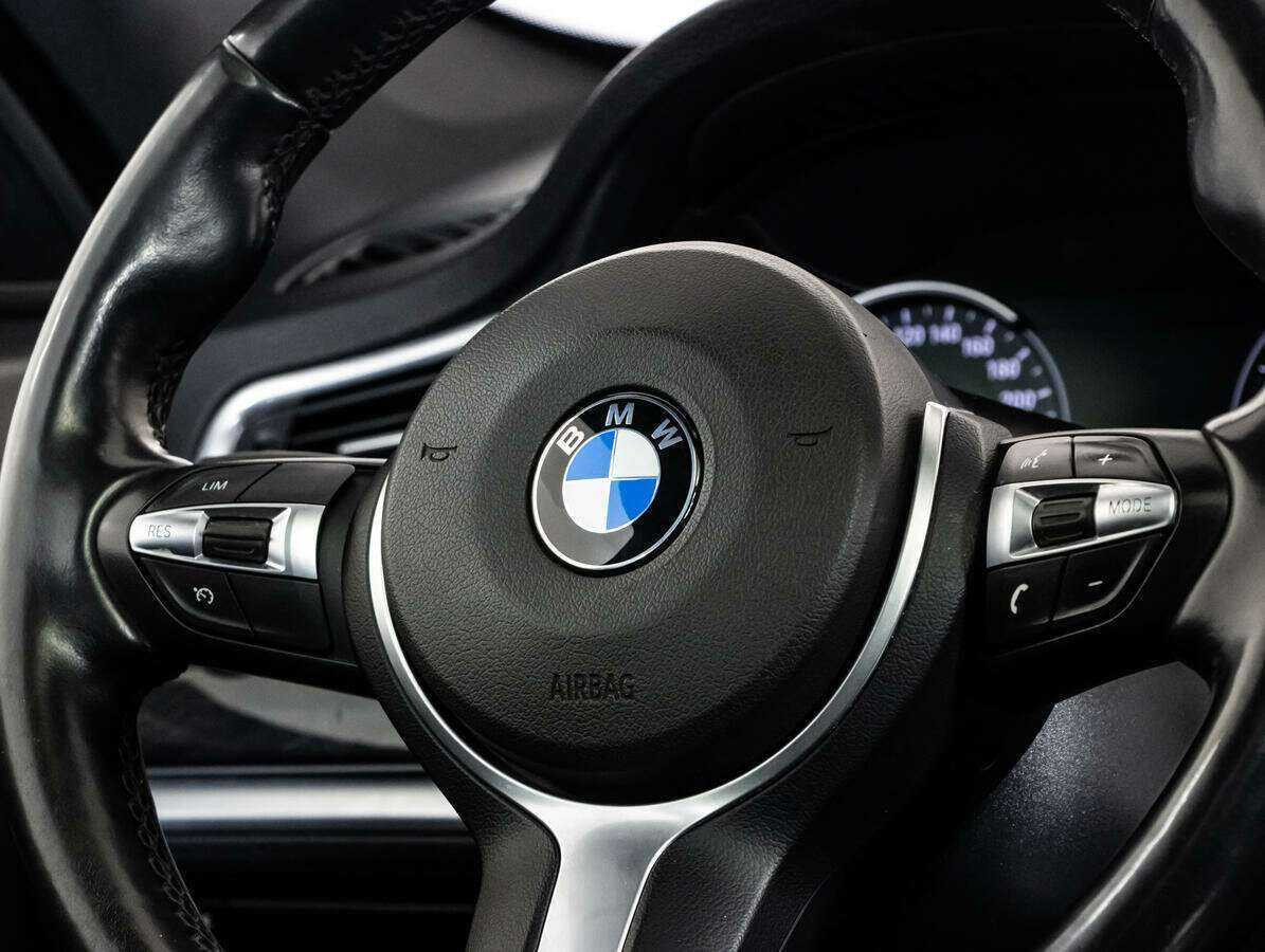 BMW 5 серии с пробегом — 2012 год. Фото: #12