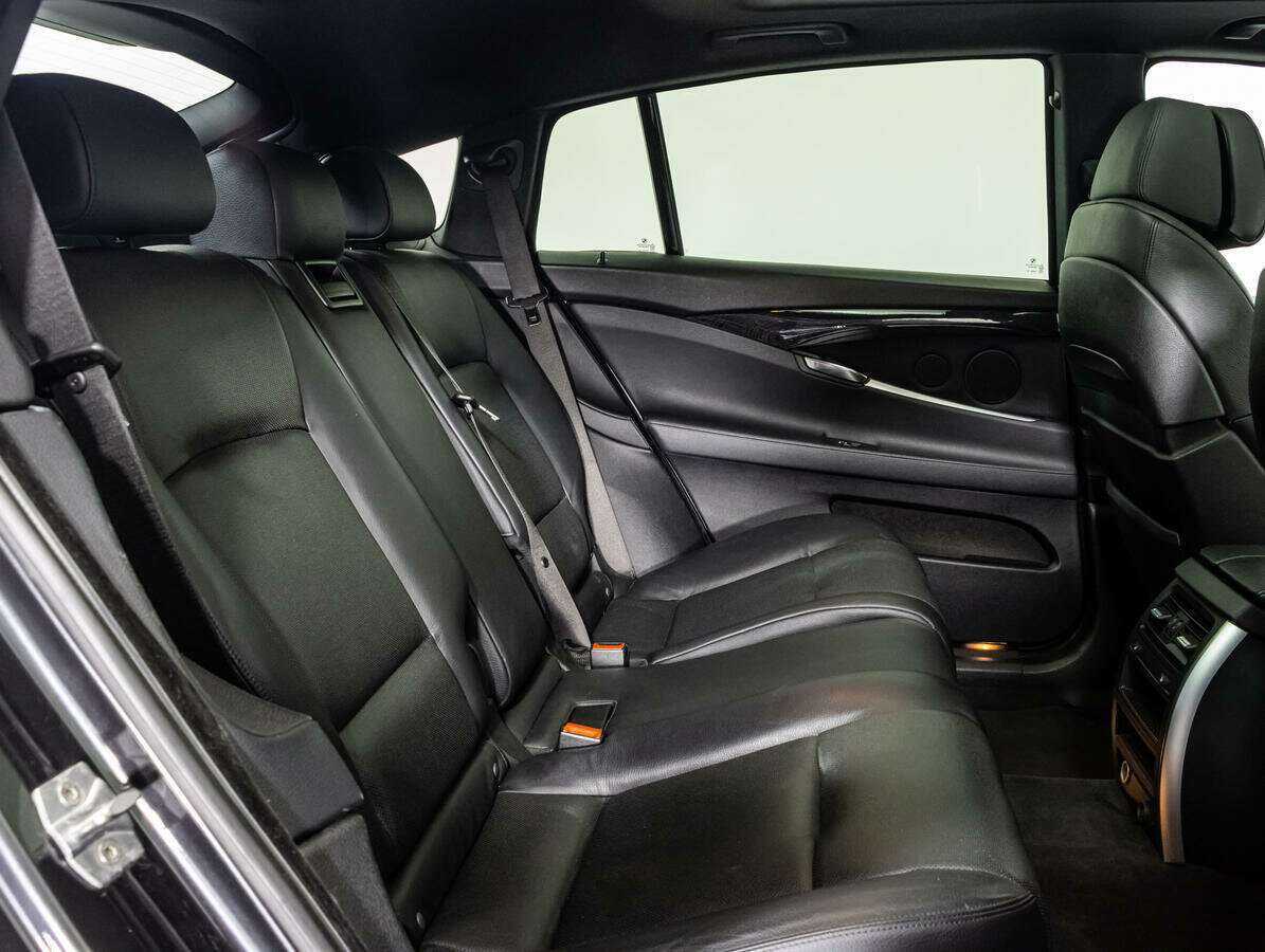 BMW 5 серии с пробегом — 2012 год. Фото: #15