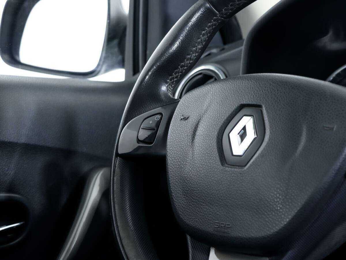 Renault Sandero с пробегом — 2018 год. Фото: #14