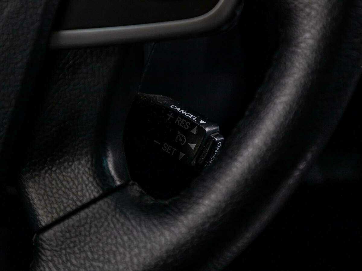 Toyota Camry с пробегом — 2013 год. Фото: #20