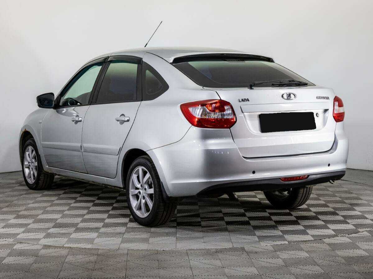 Lada (ВАЗ) Granta с пробегом — 2016 год. Фото: #6