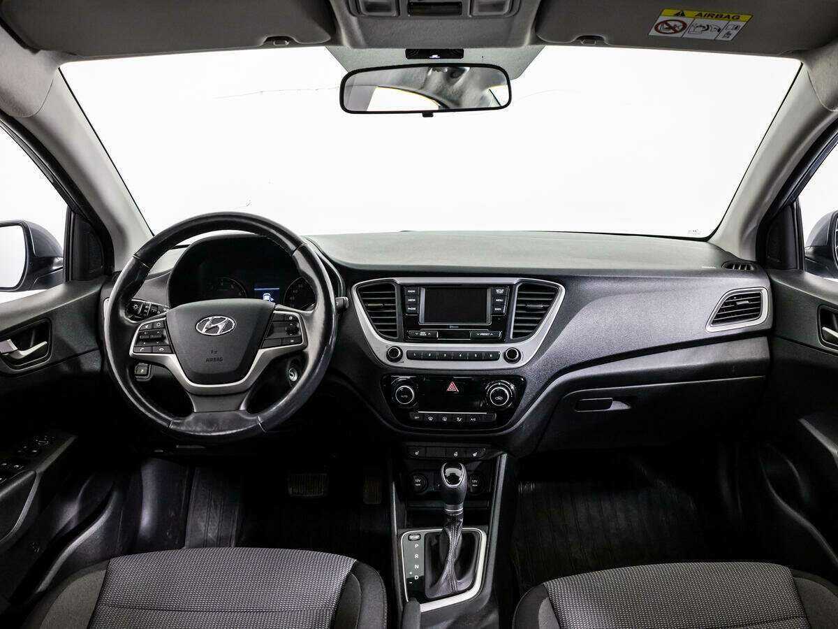 Hyundai Solaris с пробегом — 2018 год. Фото: #12