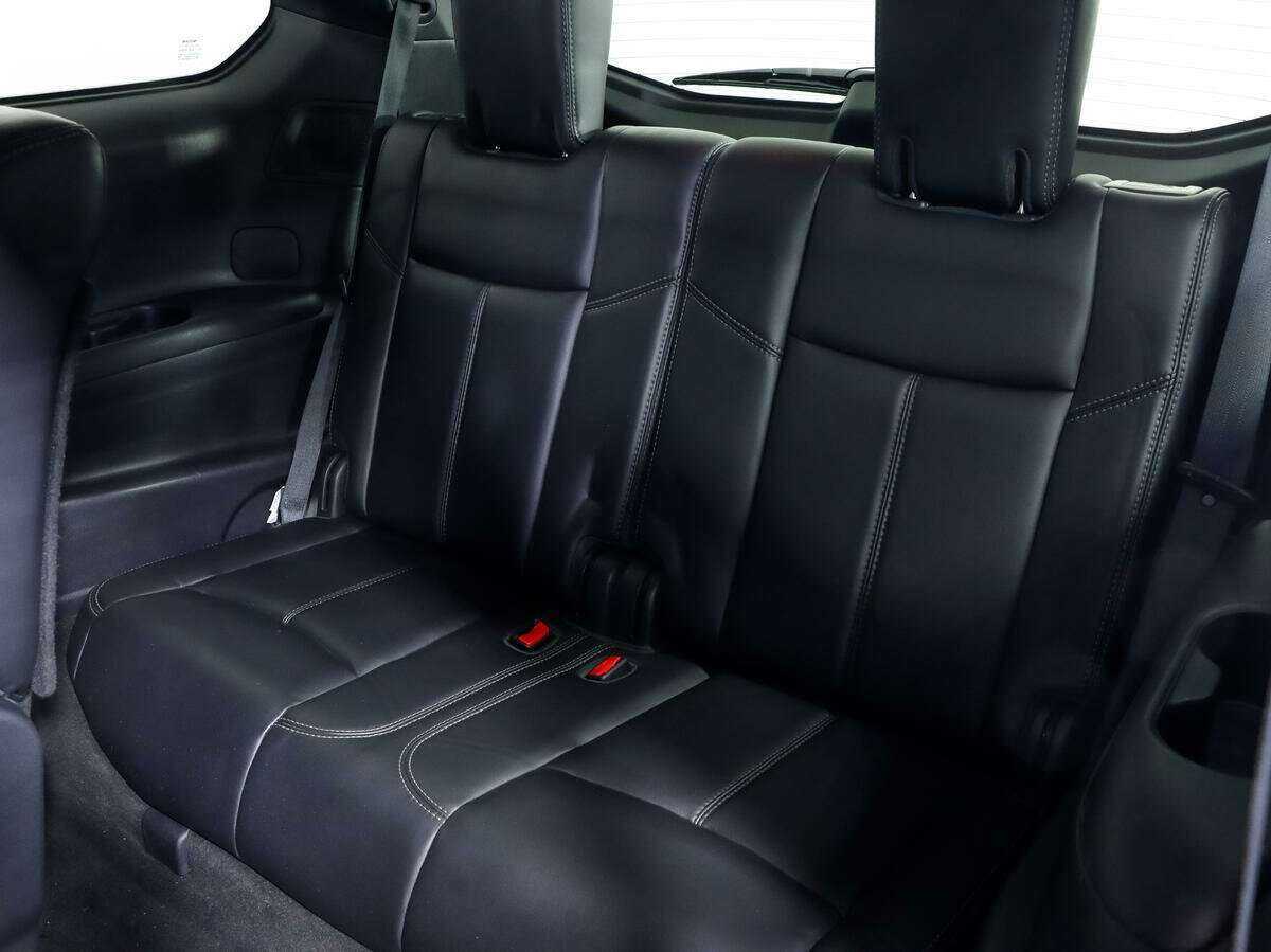 Nissan Pathfinder с пробегом — 2015 год. Фото: #10