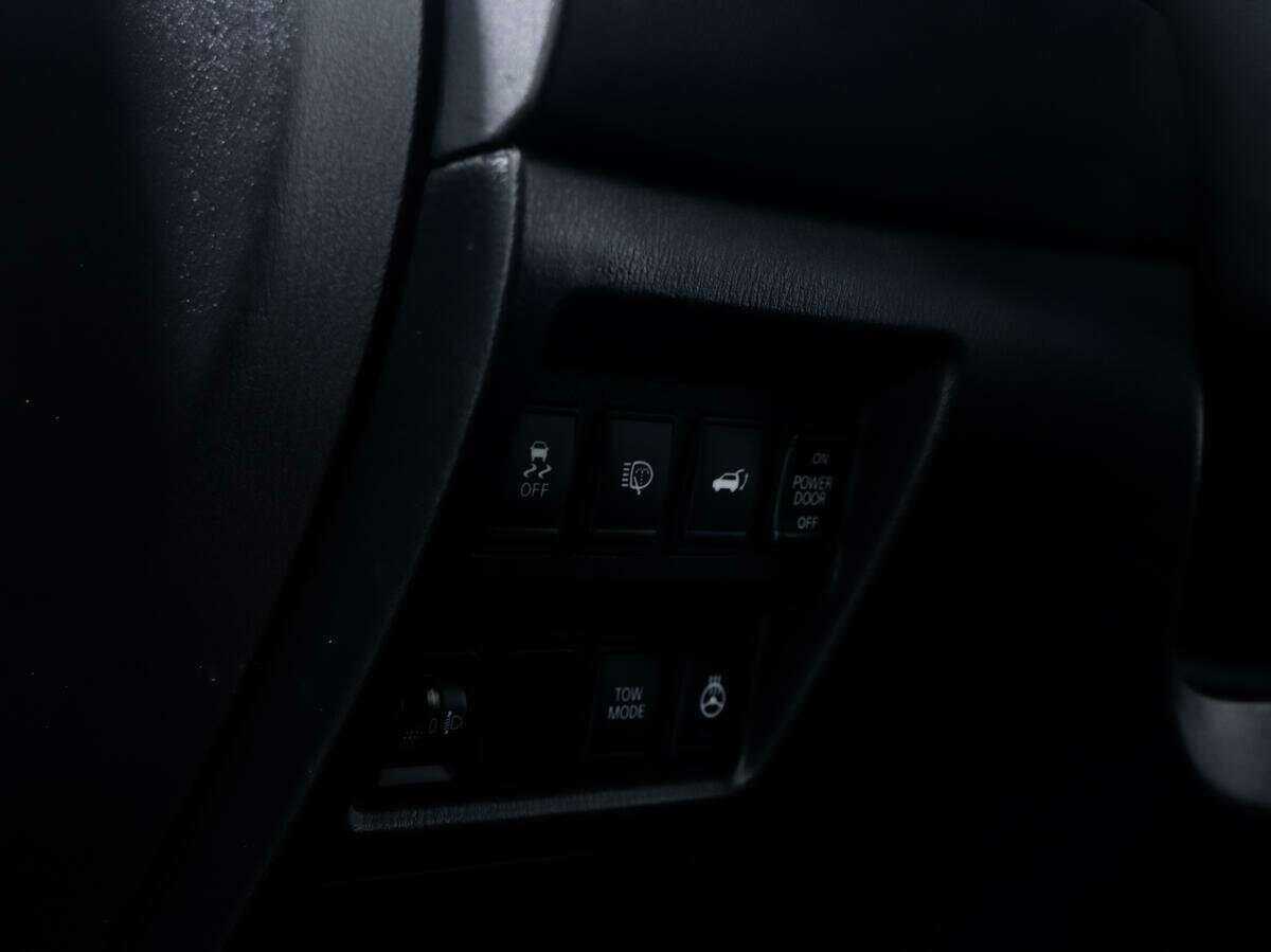 Nissan Pathfinder с пробегом — 2015 год. Фото: #21