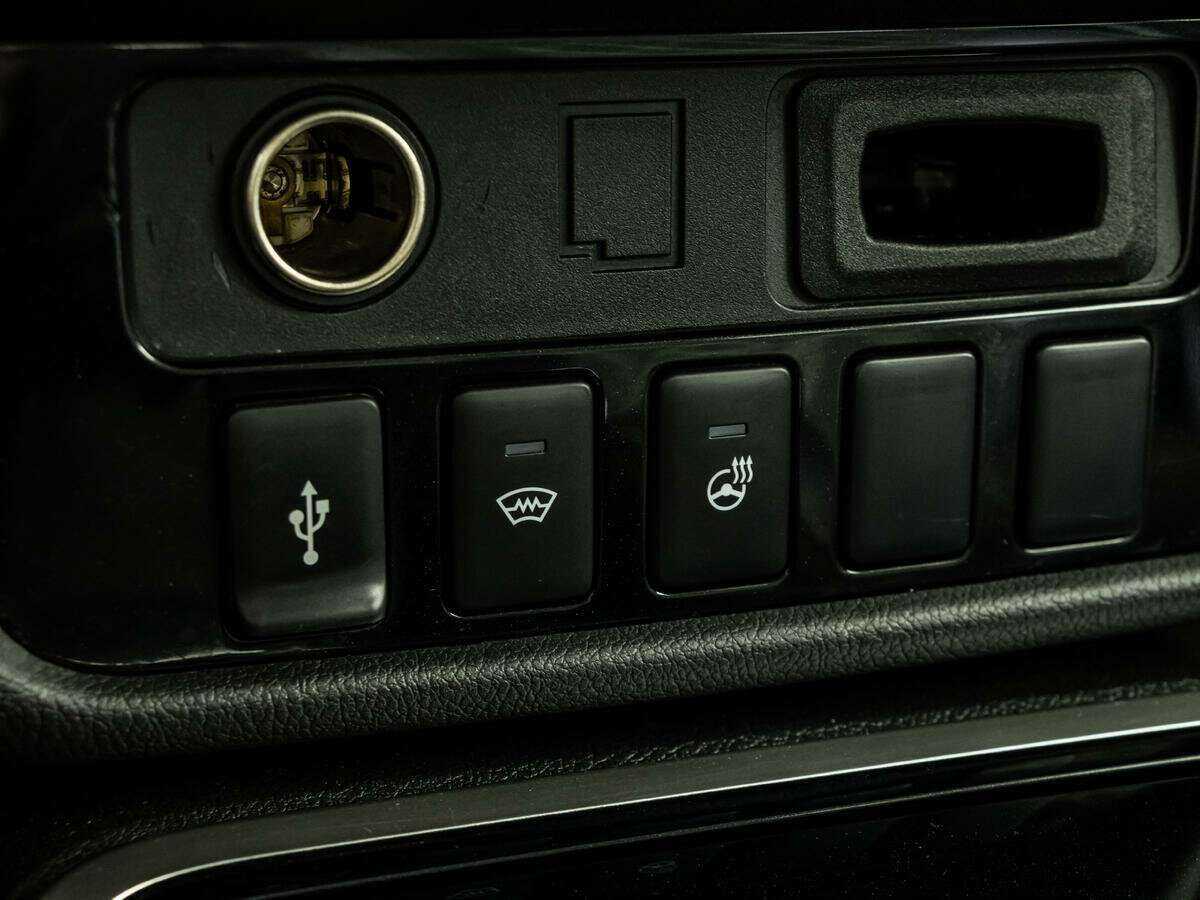 Mitsubishi Outlander с пробегом — 2019 год. Фото: #13