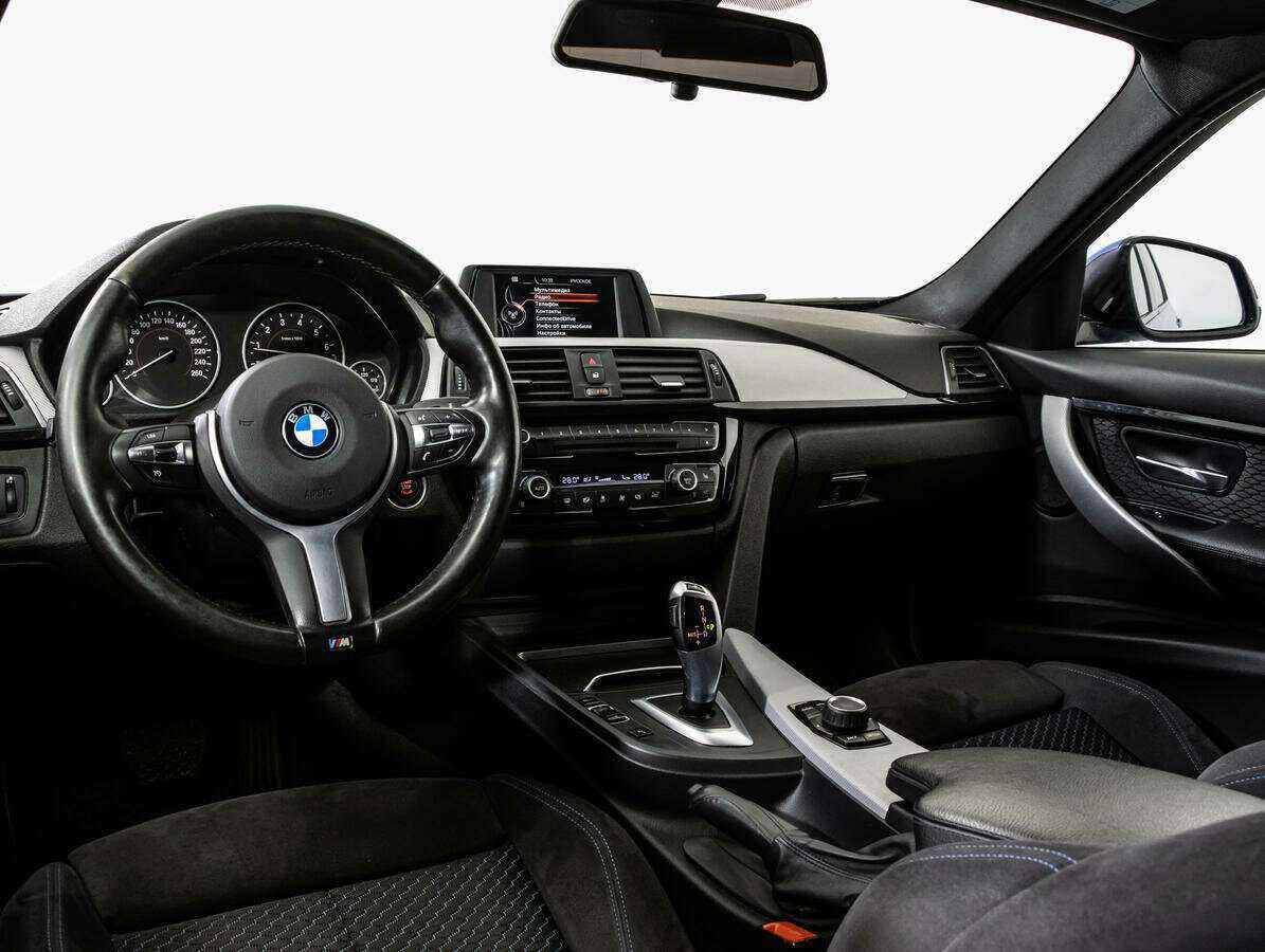 BMW 3 серии с пробегом — 2017 год. Фото: #10