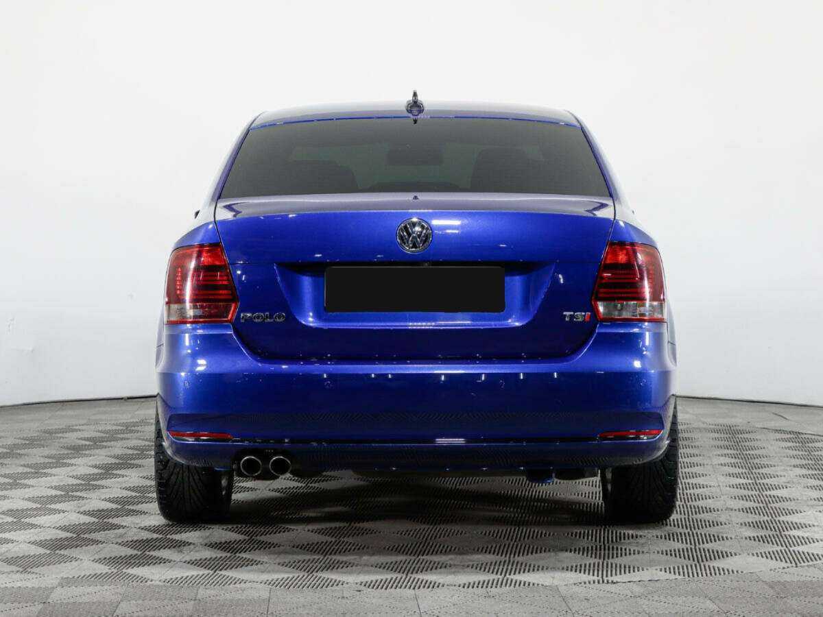 Volkswagen Polo с пробегом — 2018 год. Фото: #4