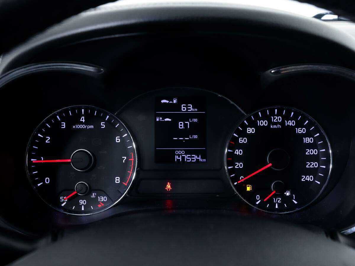 Kia Cerato с пробегом — 2016 год. Фото: #14