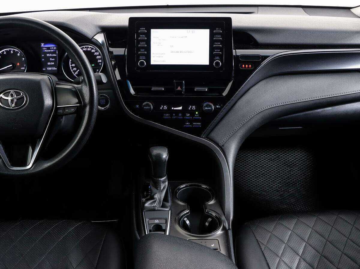 Toyota Camry с пробегом — 2021 год. Фото: #11