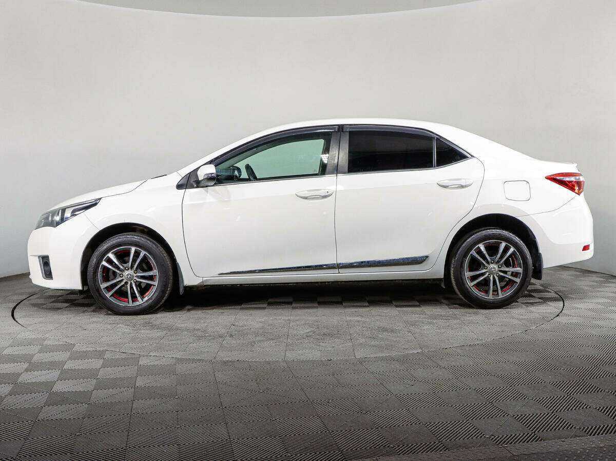 Toyota Corolla с пробегом — 2014 год. Фото: #7