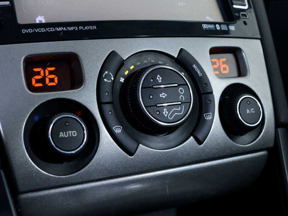 Peugeot 408 с пробегом — 2016 год. Фото: #13