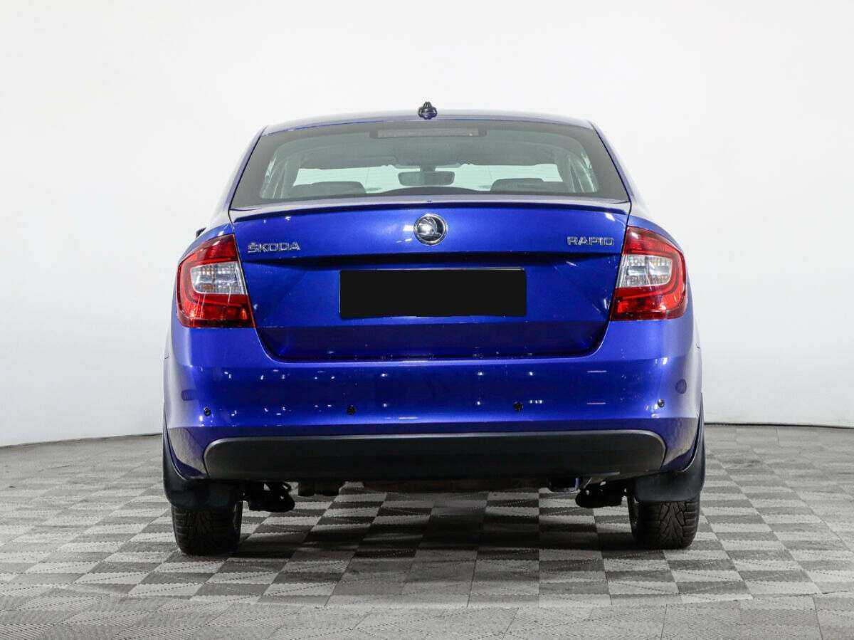 Skoda Rapid с пробегом — 2017 год. Фото: #5