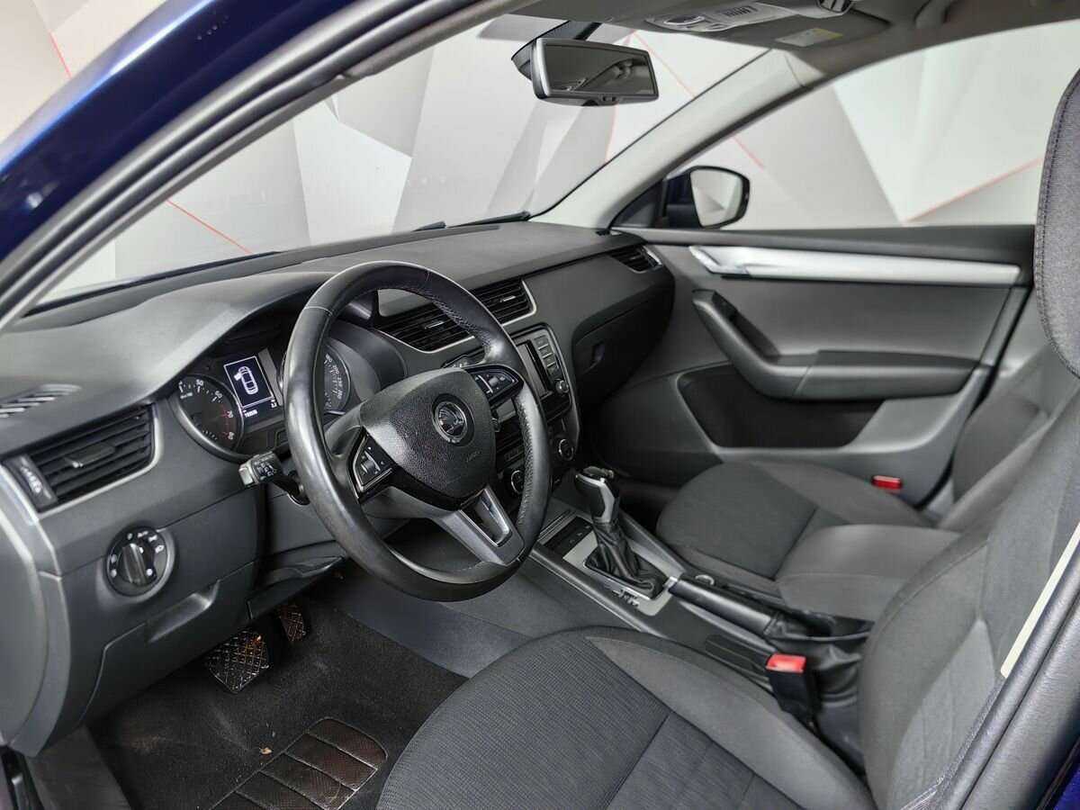 Skoda Octavia с пробегом — 2014 год. Фото: #13