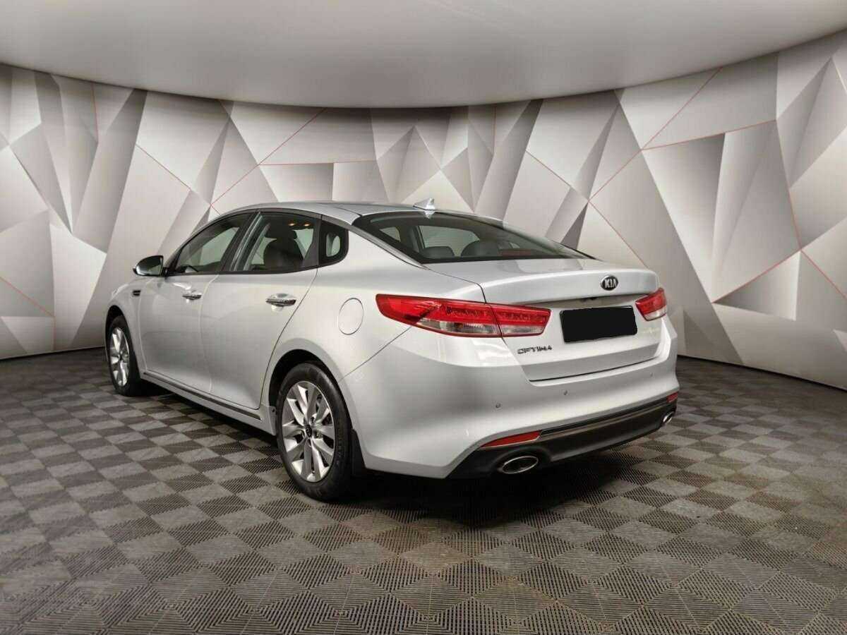 Kia Optima с пробегом — 2017 год. Фото: #3