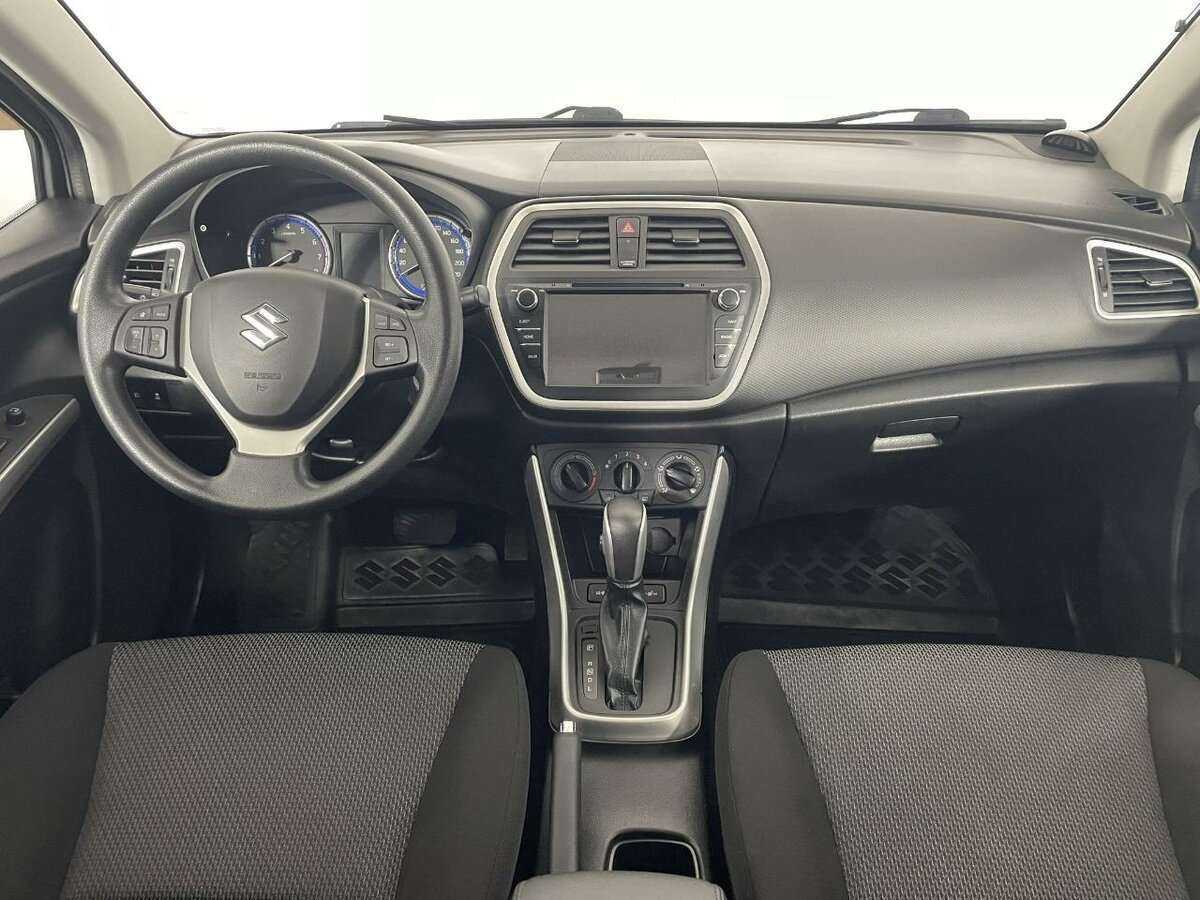 Suzuki SX4 с пробегом — 2014 год. Фото: #6