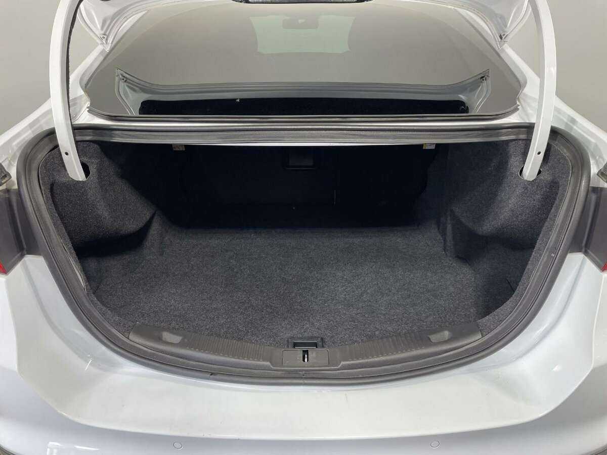 Ford Mondeo с пробегом — 2015 год. Фото: #17