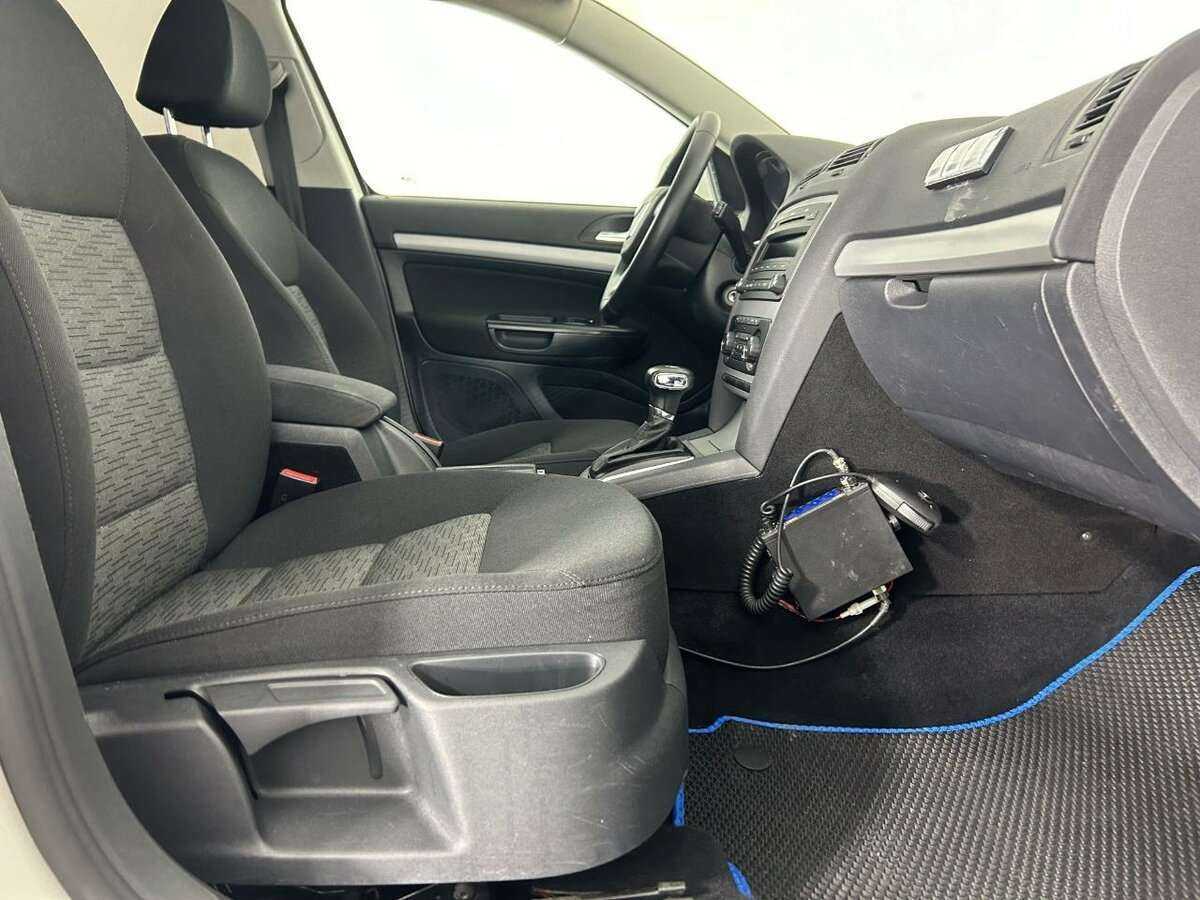 Skoda Octavia с пробегом — 2012 год. Фото: #13