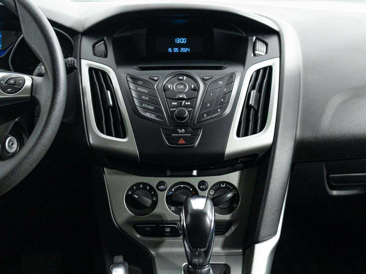 Ford Focus с пробегом — 2013 год. Фото: #13