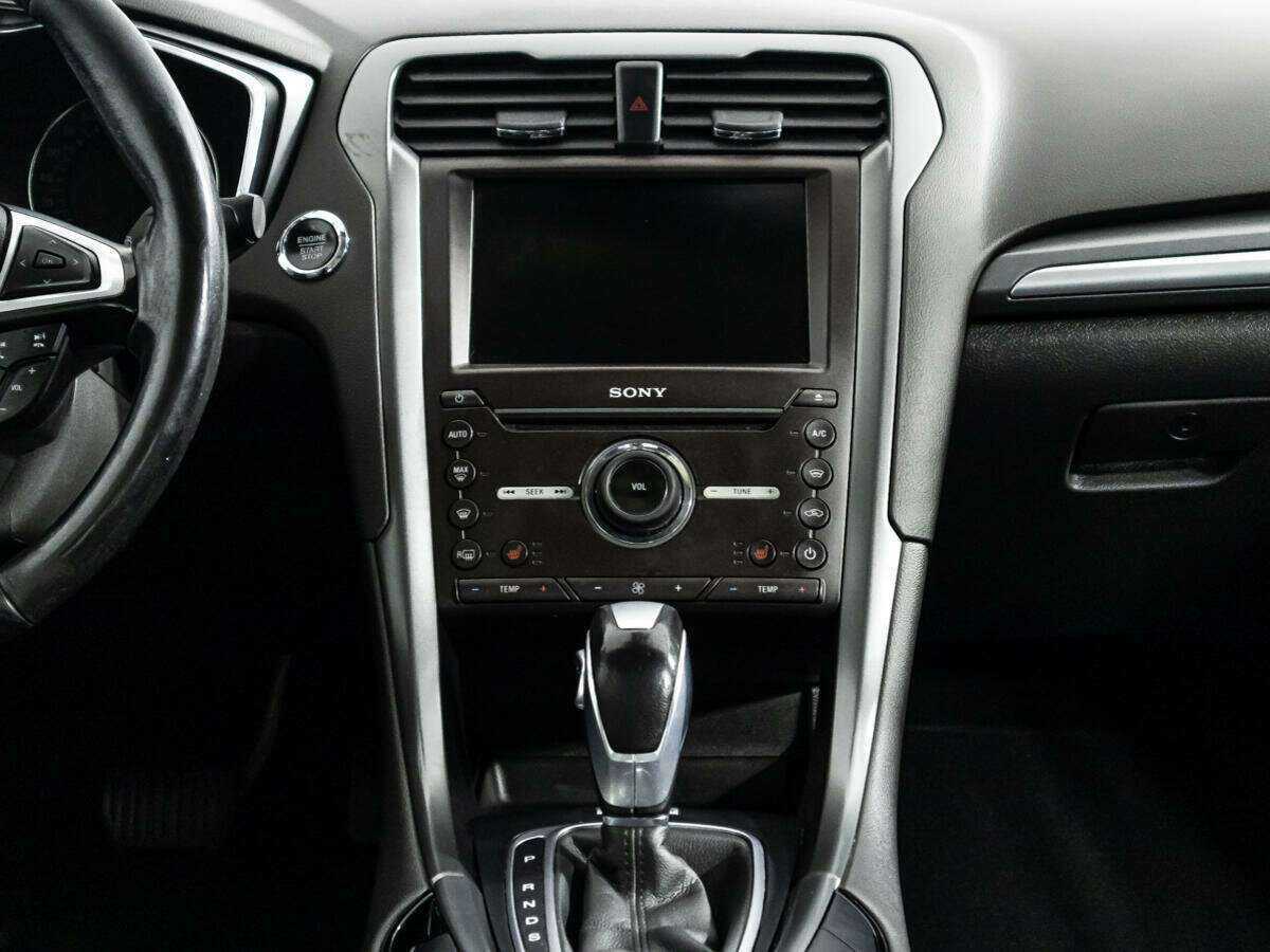 Ford Mondeo с пробегом — 2015 год. Фото: #13