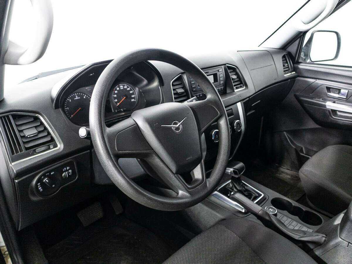 УАЗ Patriot с пробегом — 2019 год. Фото: #10