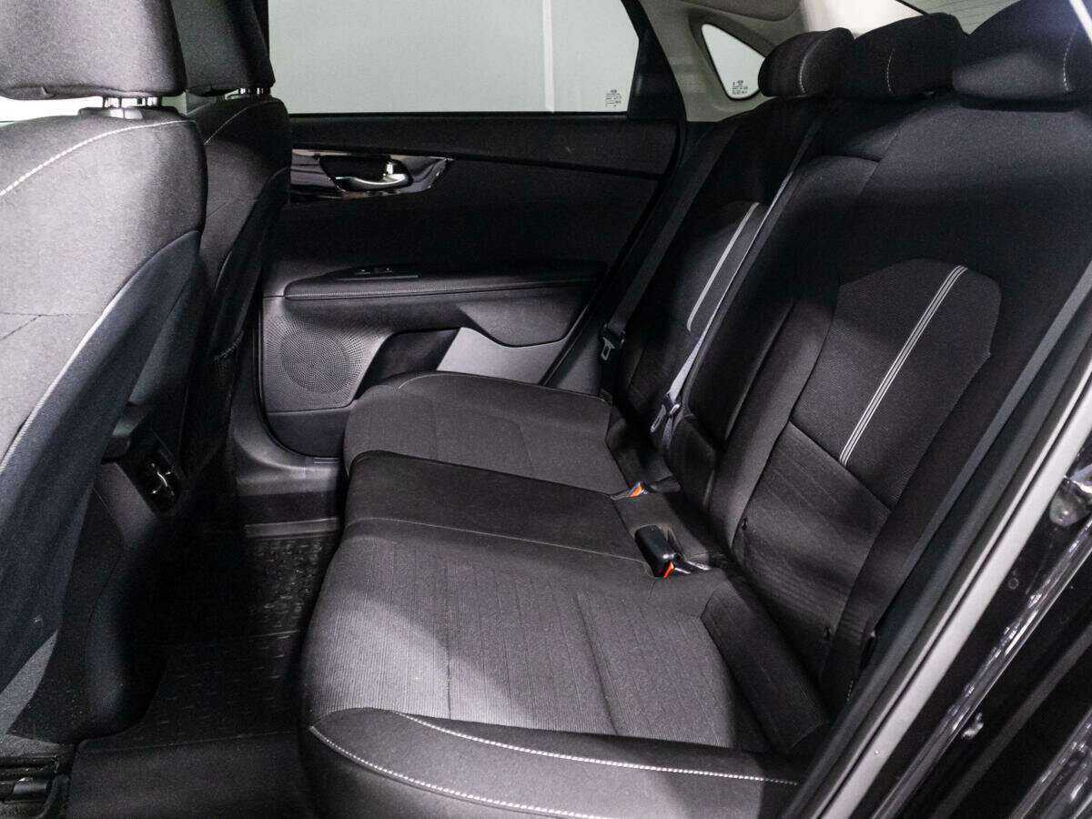 Kia Cerato с пробегом — 2019 год. Фото: #9