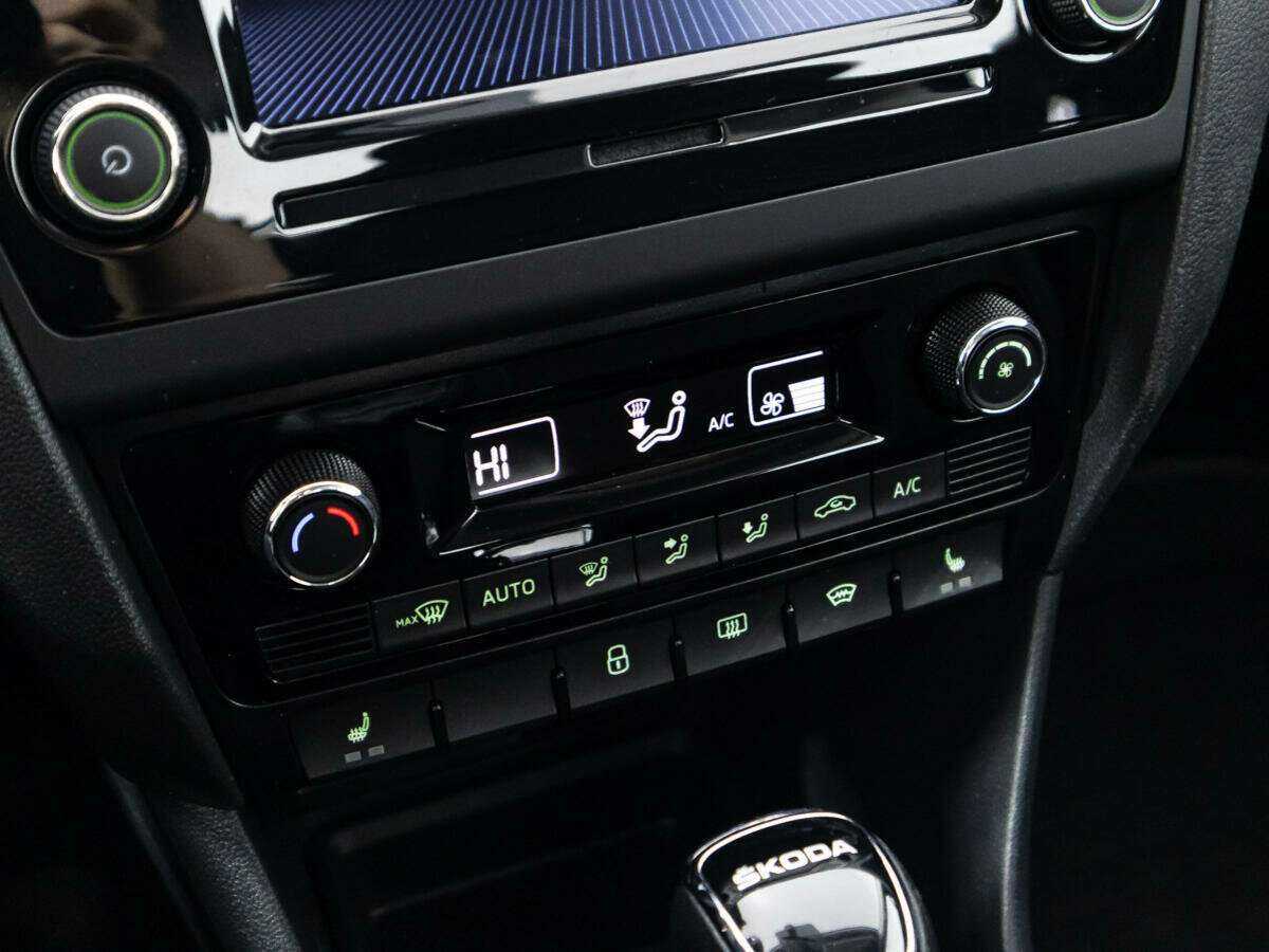 Skoda Rapid с пробегом — 2019 год. Фото: #15