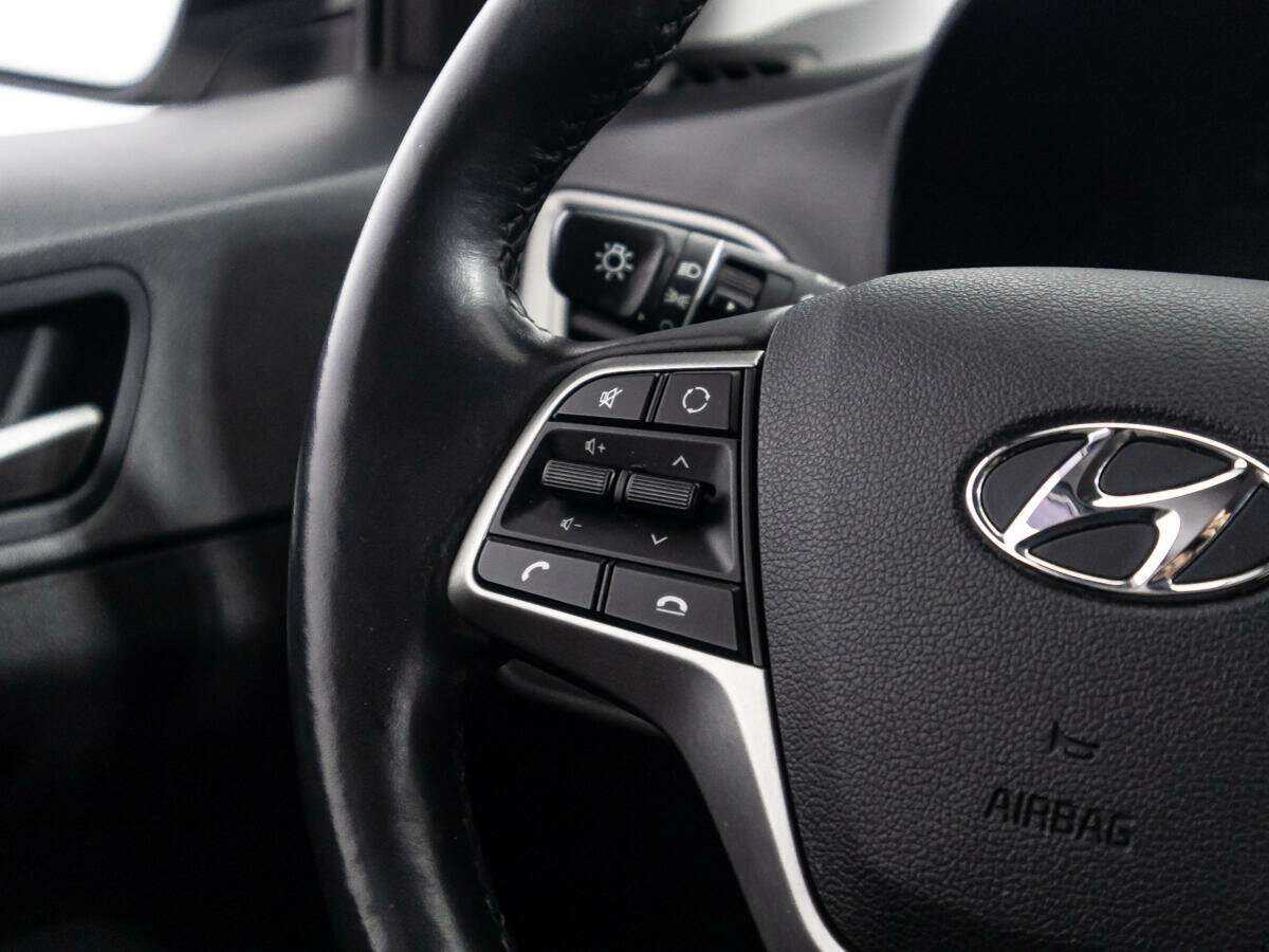 Hyundai Solaris с пробегом — 2019 год. Фото: #16