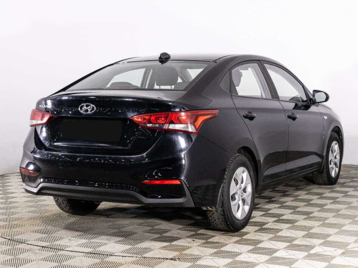 Hyundai Solaris с пробегом — 2017 год. Фото: #4