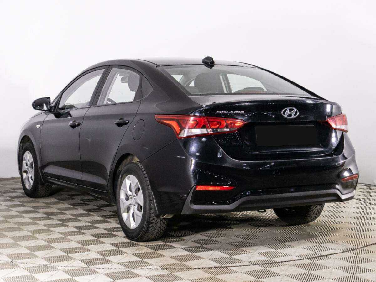 Hyundai Solaris с пробегом — 2017 год. Фото: #6