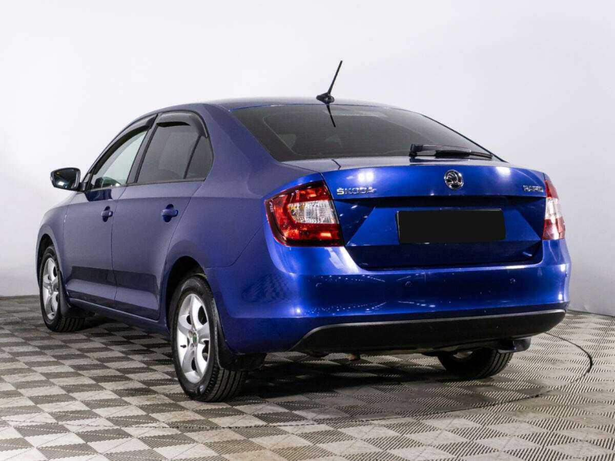 Skoda Rapid с пробегом — 2017 год. Фото: #5