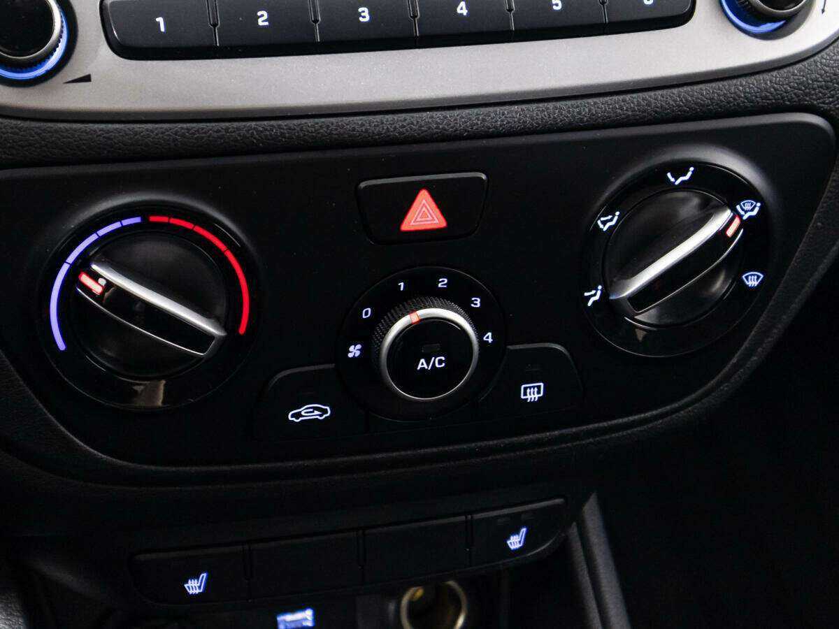 Hyundai Solaris с пробегом — 2020 год. Фото: #14