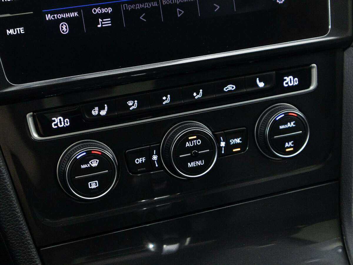 Volkswagen Golf с пробегом — 2018 год. Фото: #14